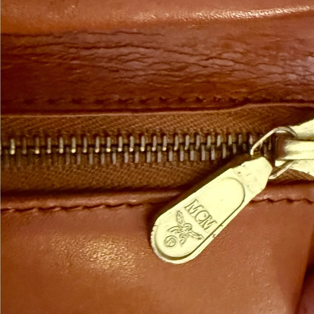 MCM Vintage Unisex Visetos Leather Compact Bifold Wallet in Cognac - Picture 10 of 12